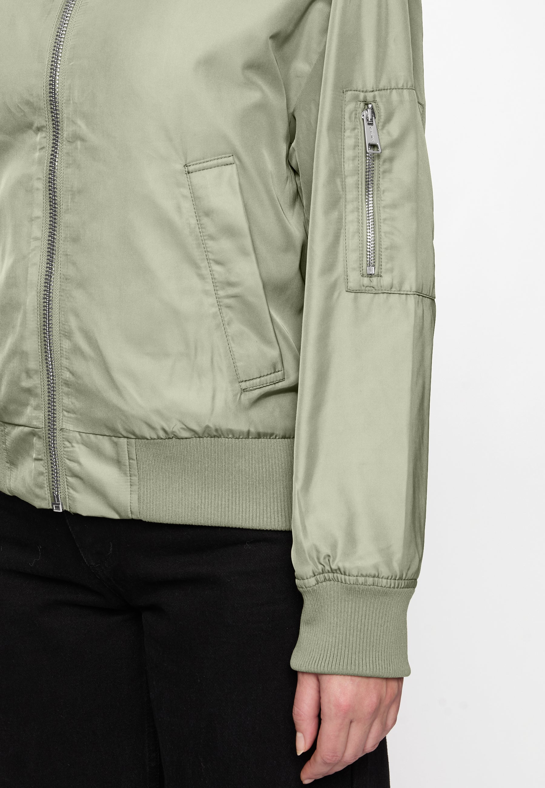 Covered Jacke P17-0613 Vetiver