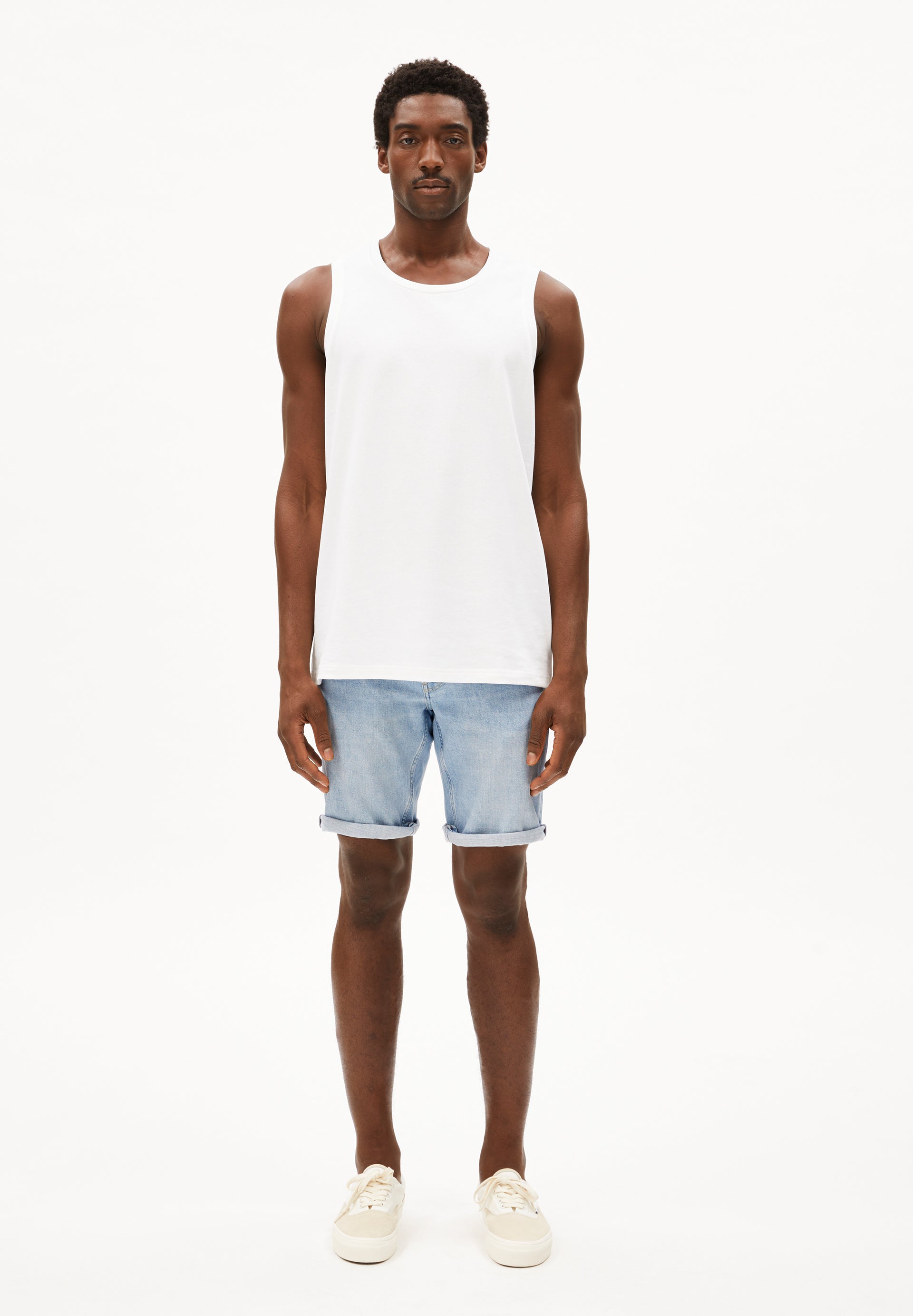 armedangels Jeans-Shorts NAAILO aus Bio-Baumwoll Mix