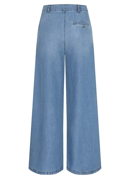 Gitta Banko Hose Jade