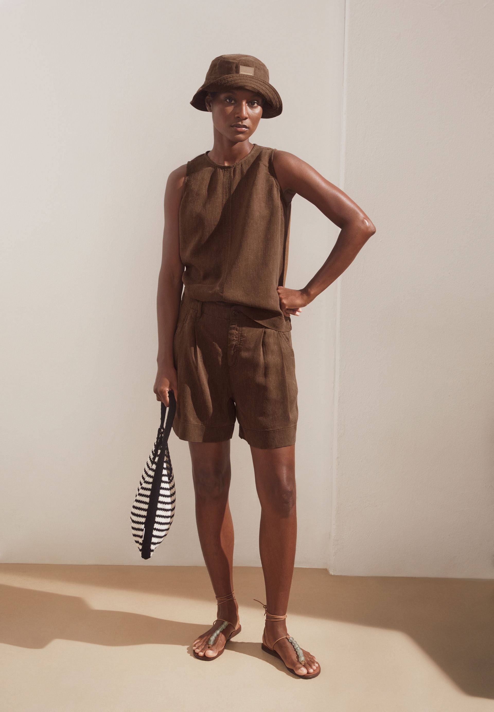 armedangels PIÑAYARN® MIX GMT DYE SHORTS Anam PALF® Mix