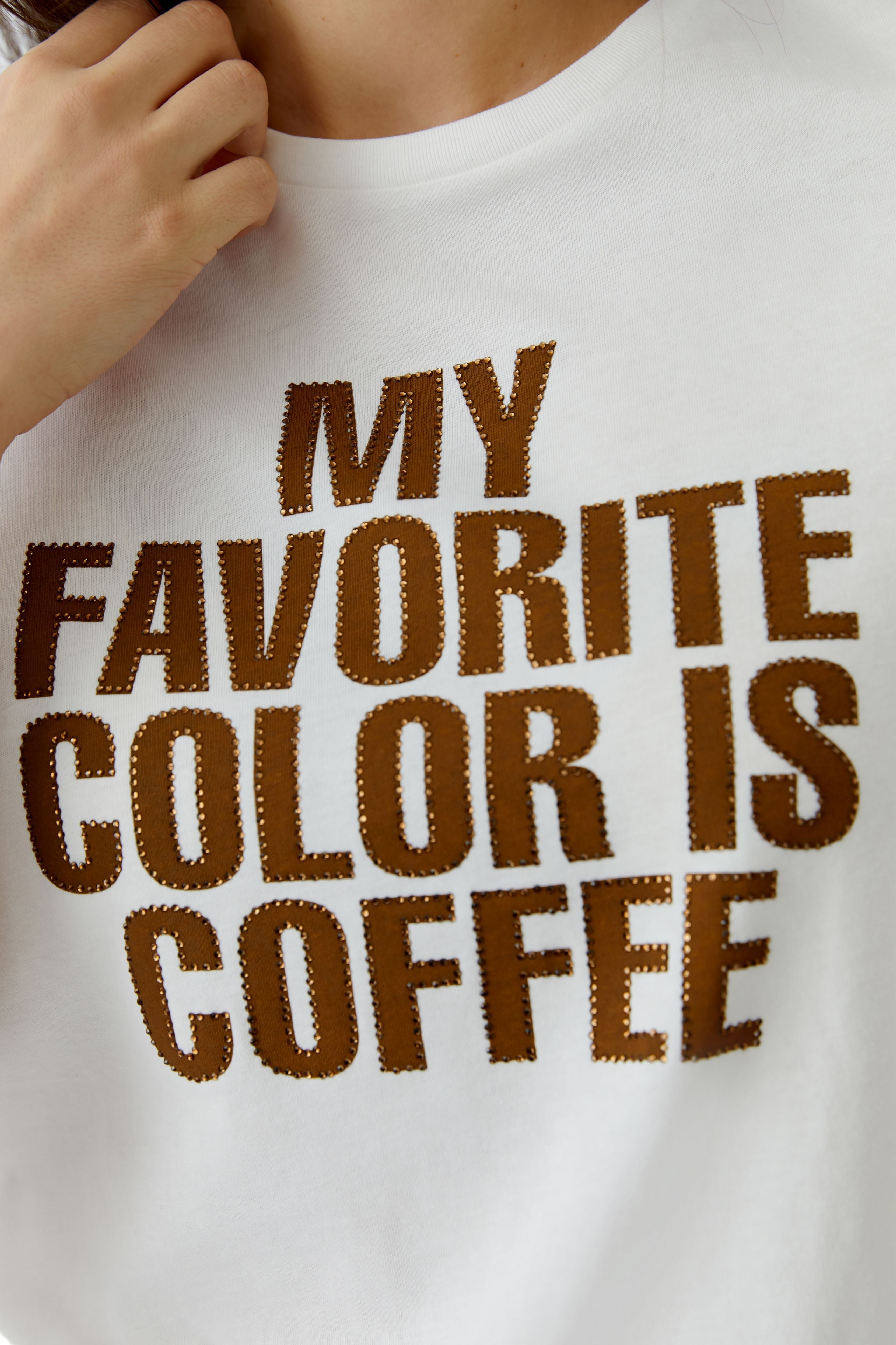 OUI T-Shirt mit tonigen Perlchen bestickt