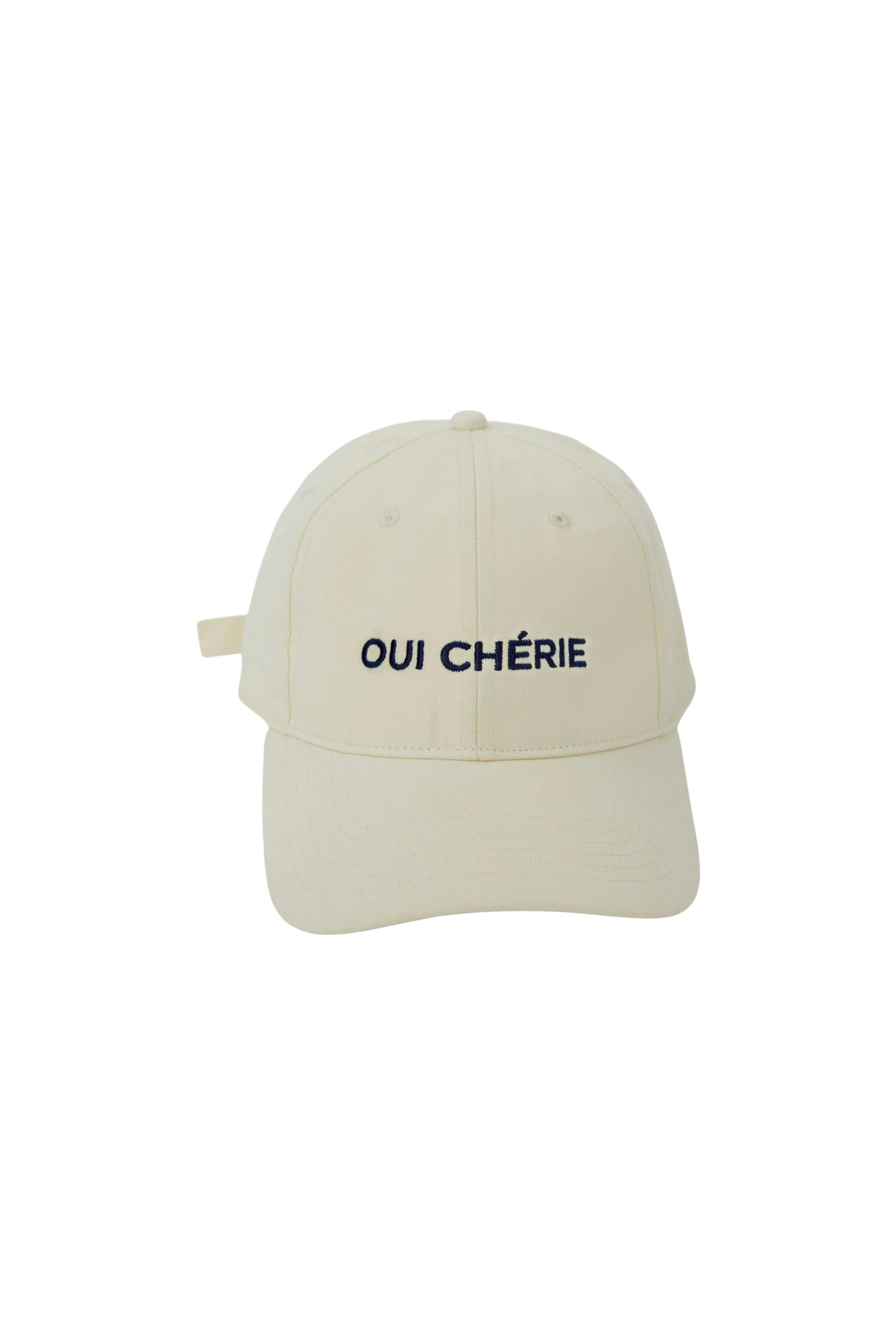 OUI Kappe mit OUI CHERIE Stick