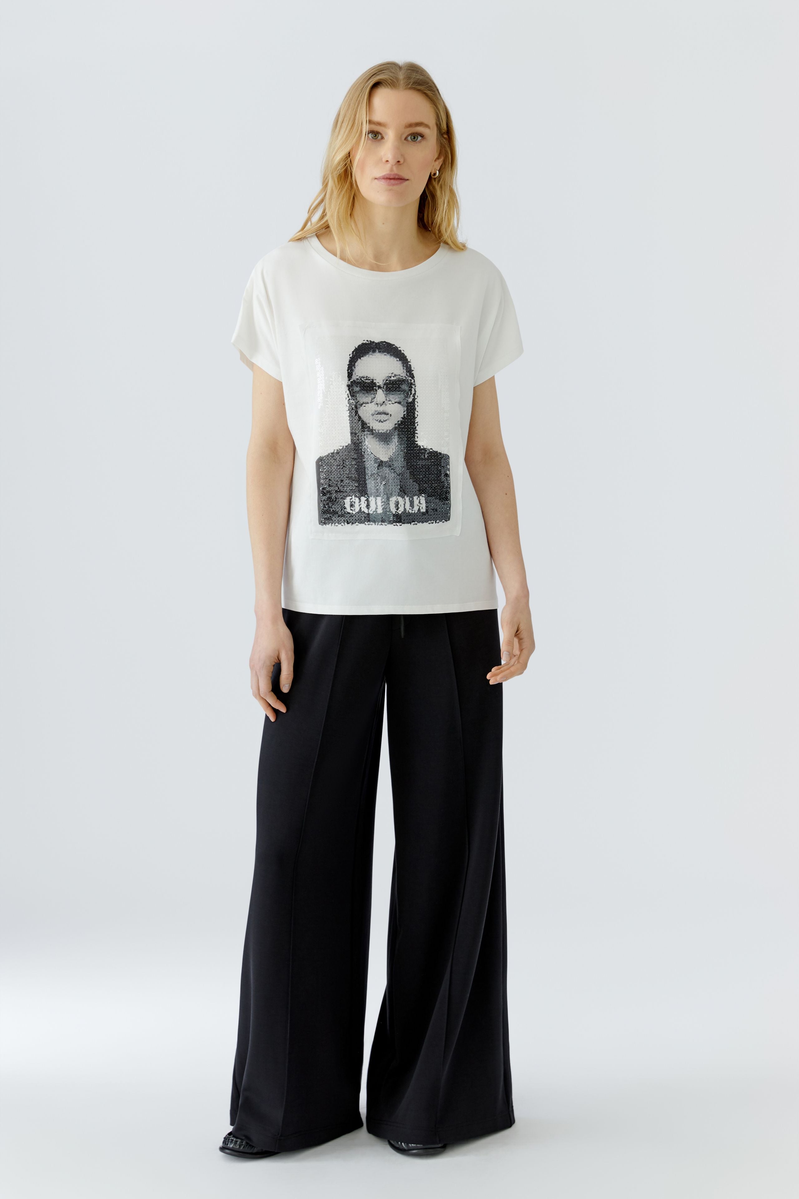 OUI T-Shirt mit Netzpatch mit Pailletten