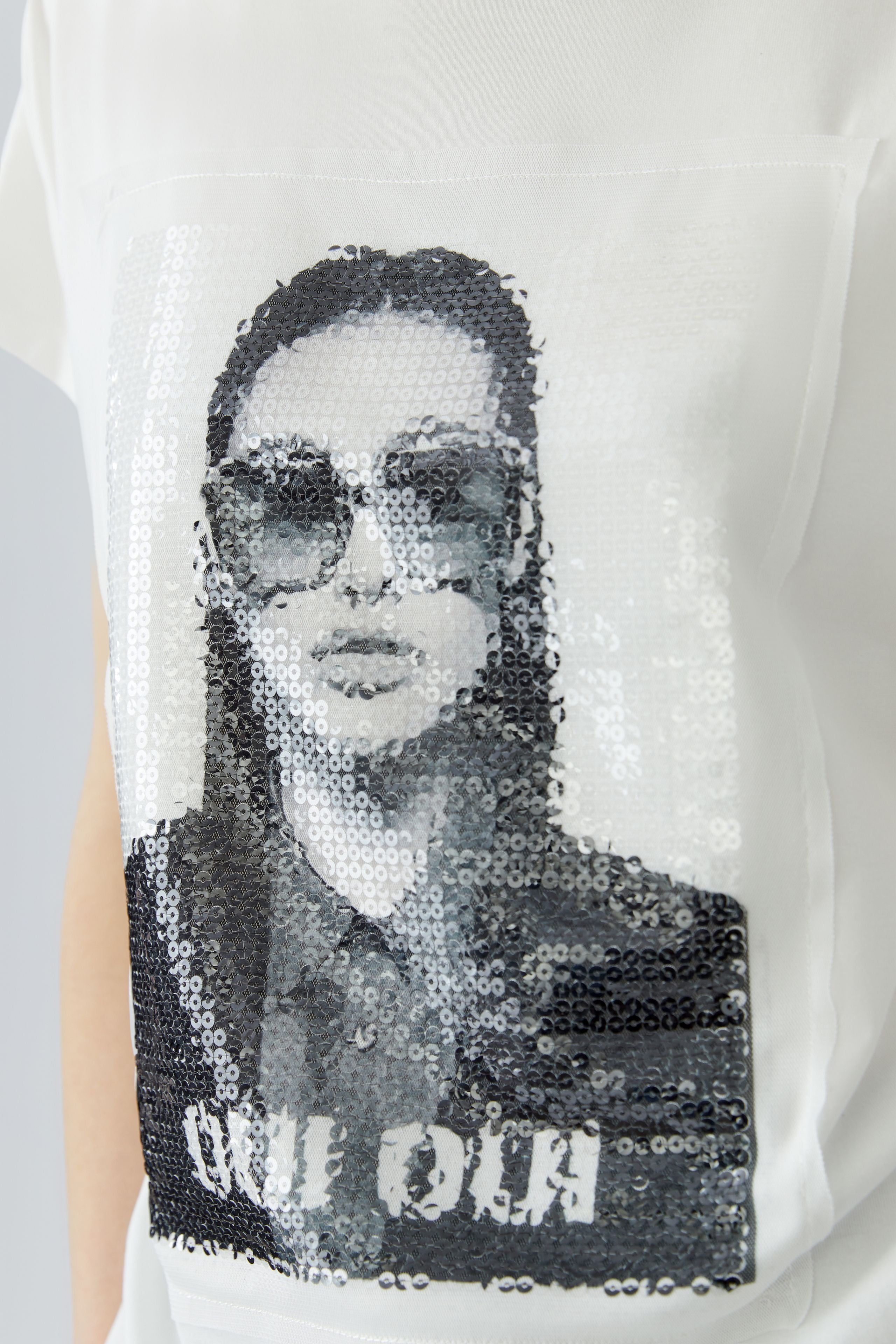 OUI T-Shirt mit Netzpatch mit Pailletten