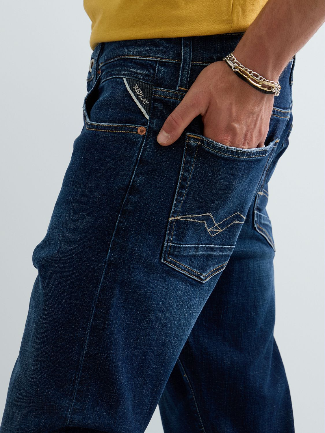 Replay STRAIGHT-FIT-JEANS M1075_000_285
