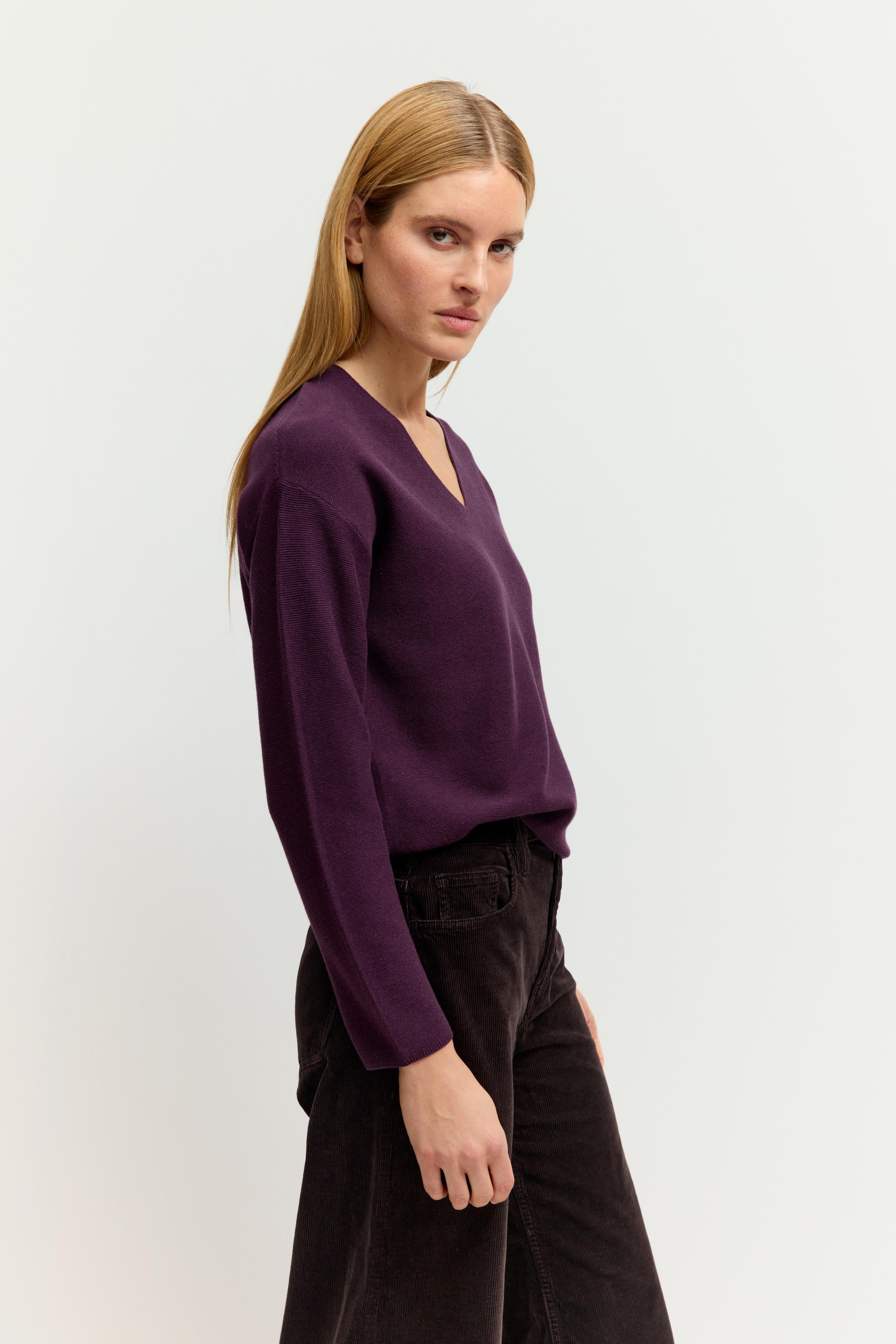 Oversized V-Neck Pullover