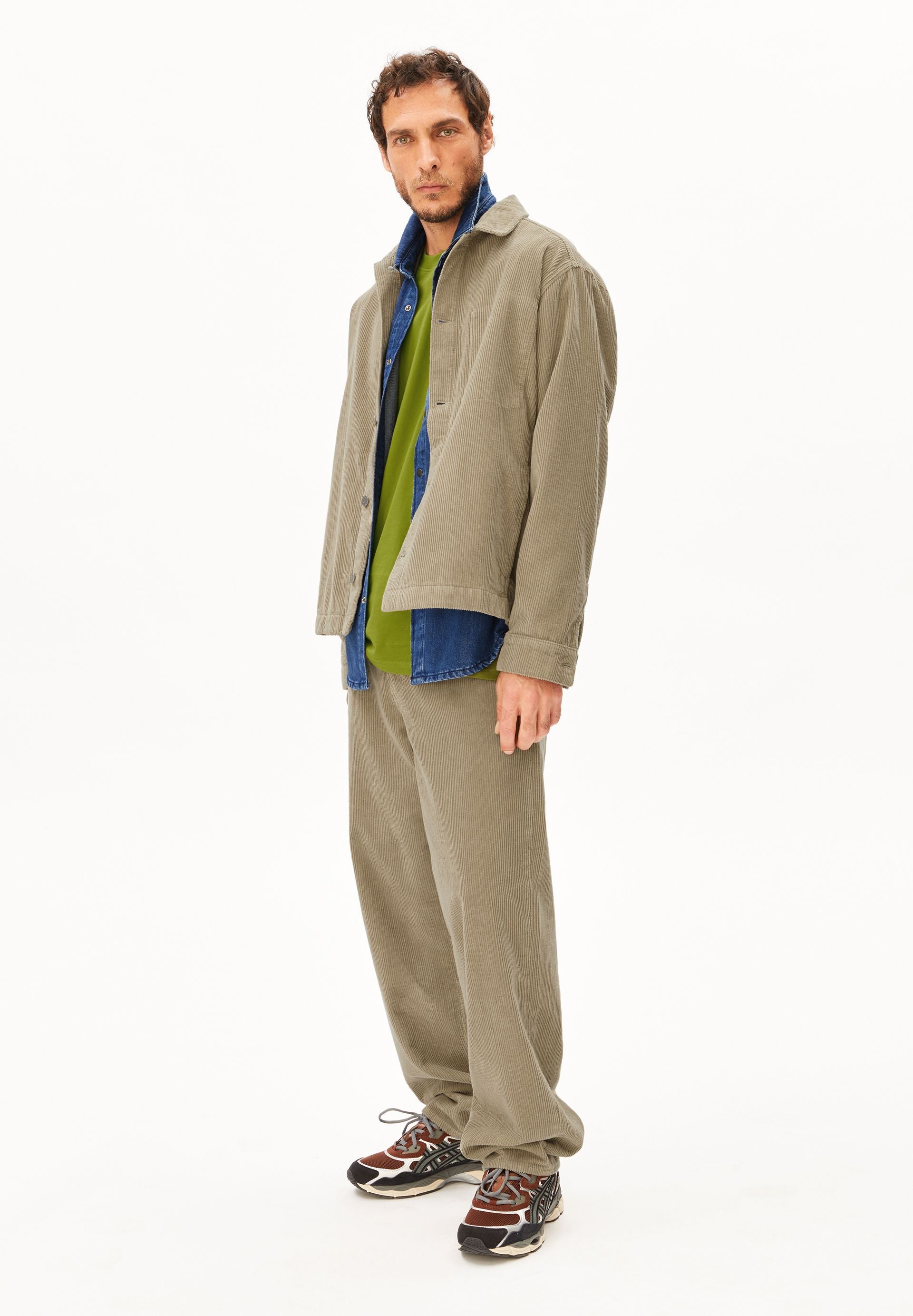 Relaxed Cordjacke aus Bio-Baumwolle