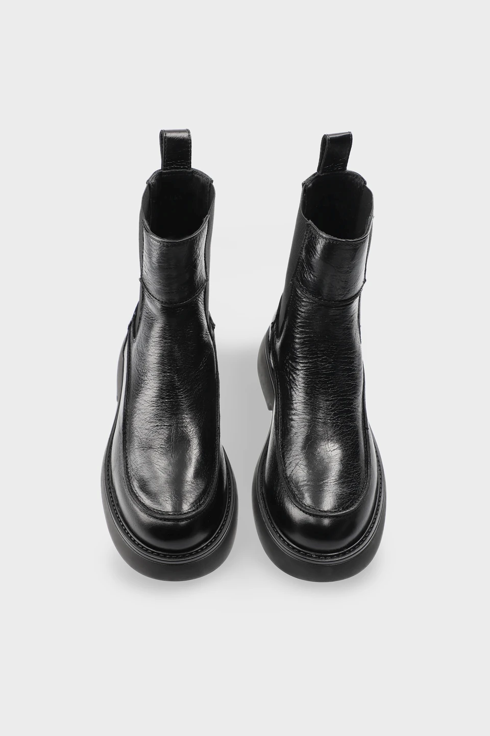 Glossy Chelsea Boot CPH759
