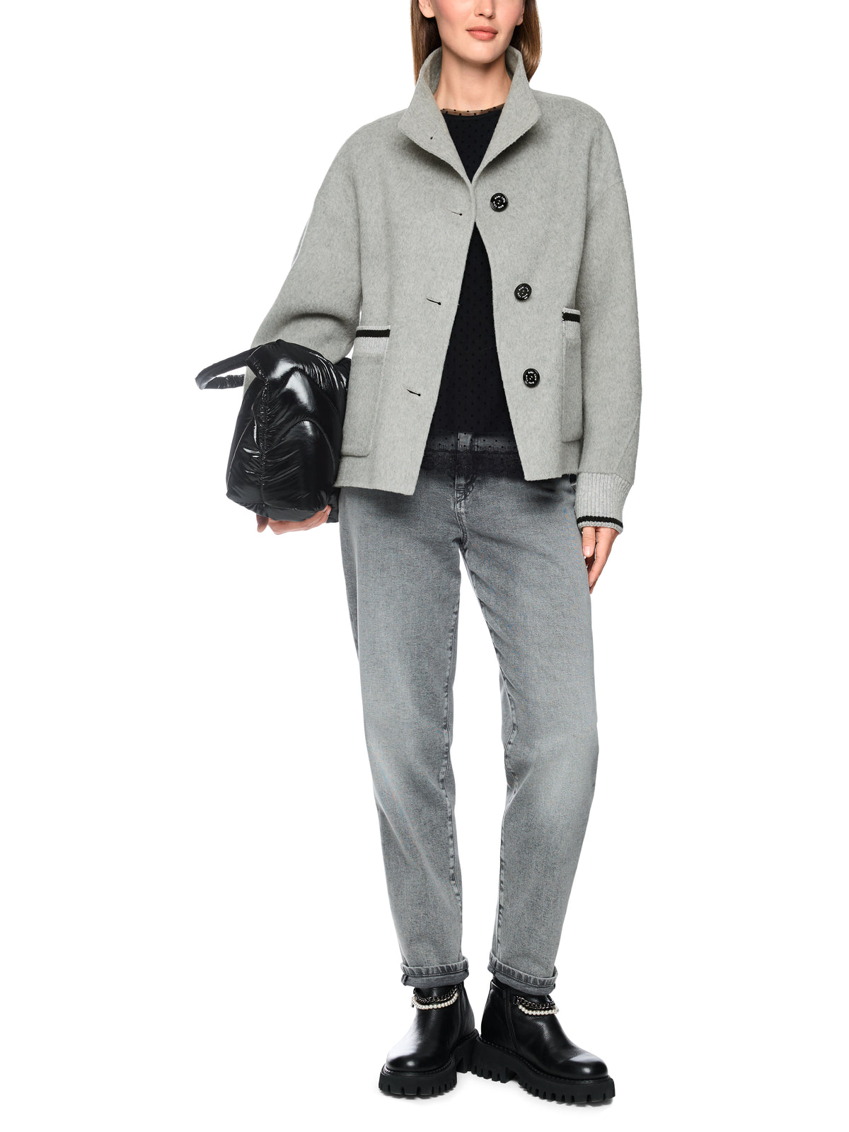 Sportive Jacke mit Stehkragen