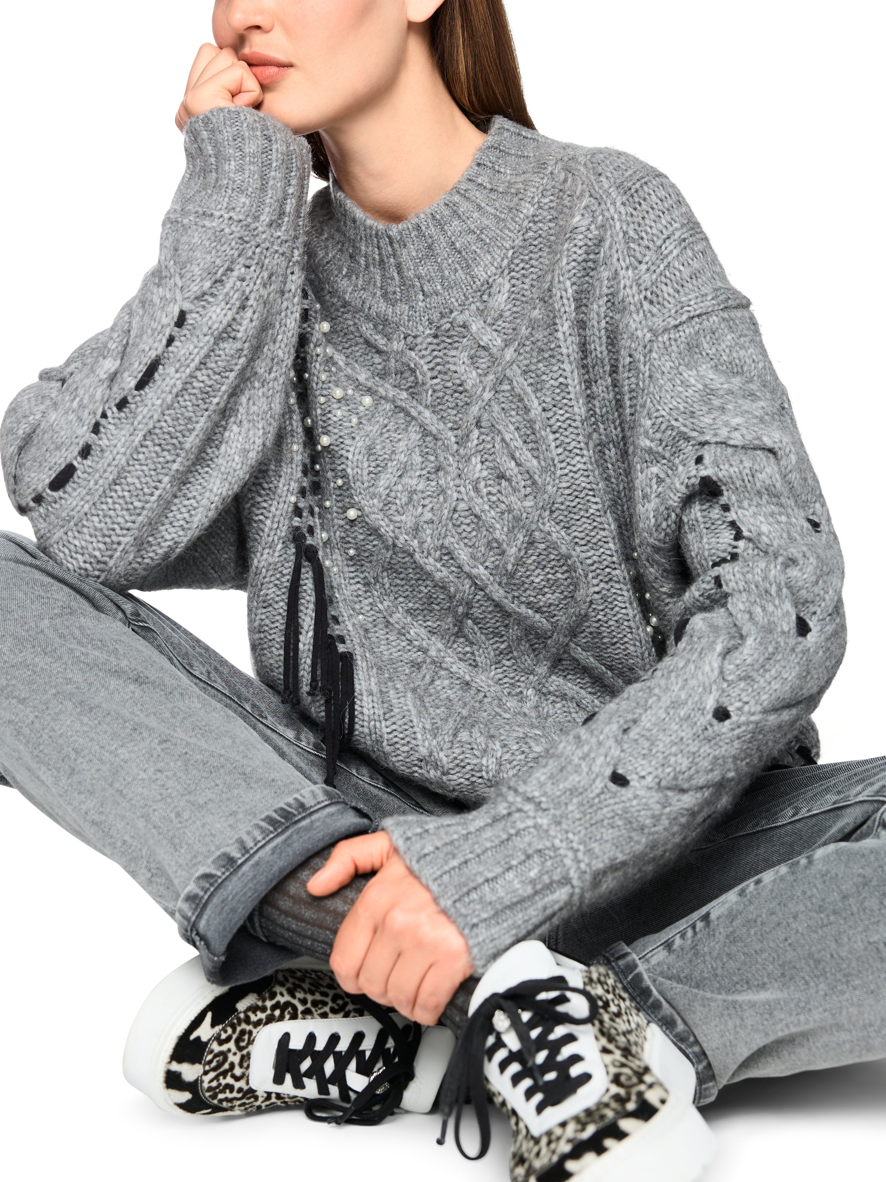 Zopfstrick-Pullover mit Details