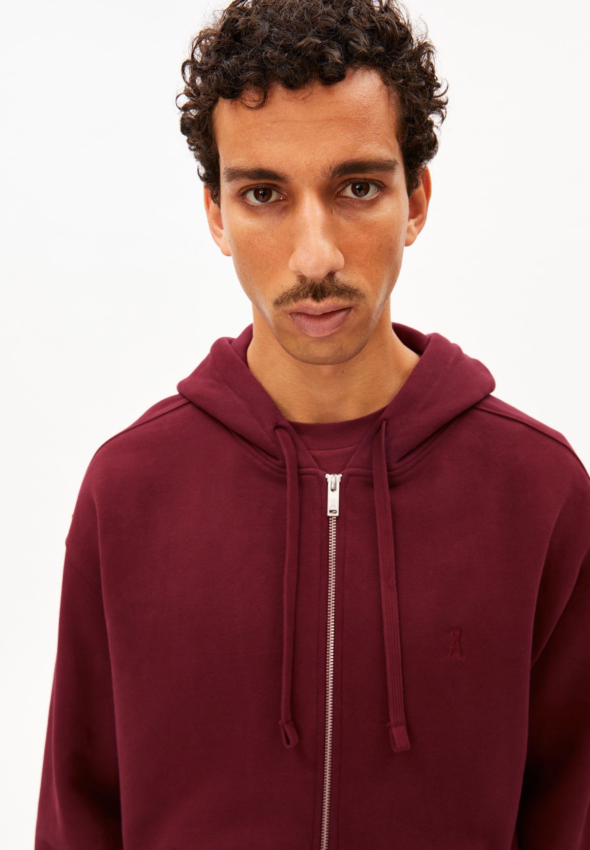 Sweatjacke SAROMIAAN aus Bio-Baumwolle