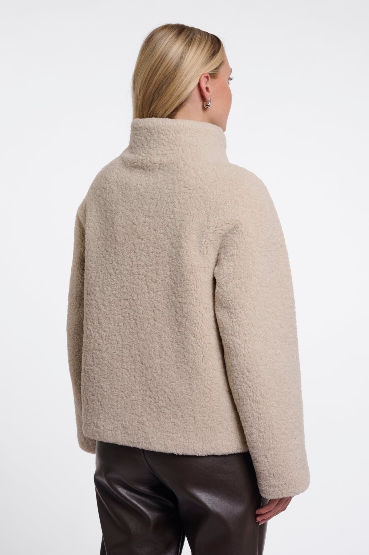Jacke Denu