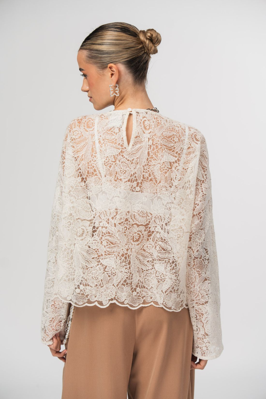 Lace Longsleeve Creme