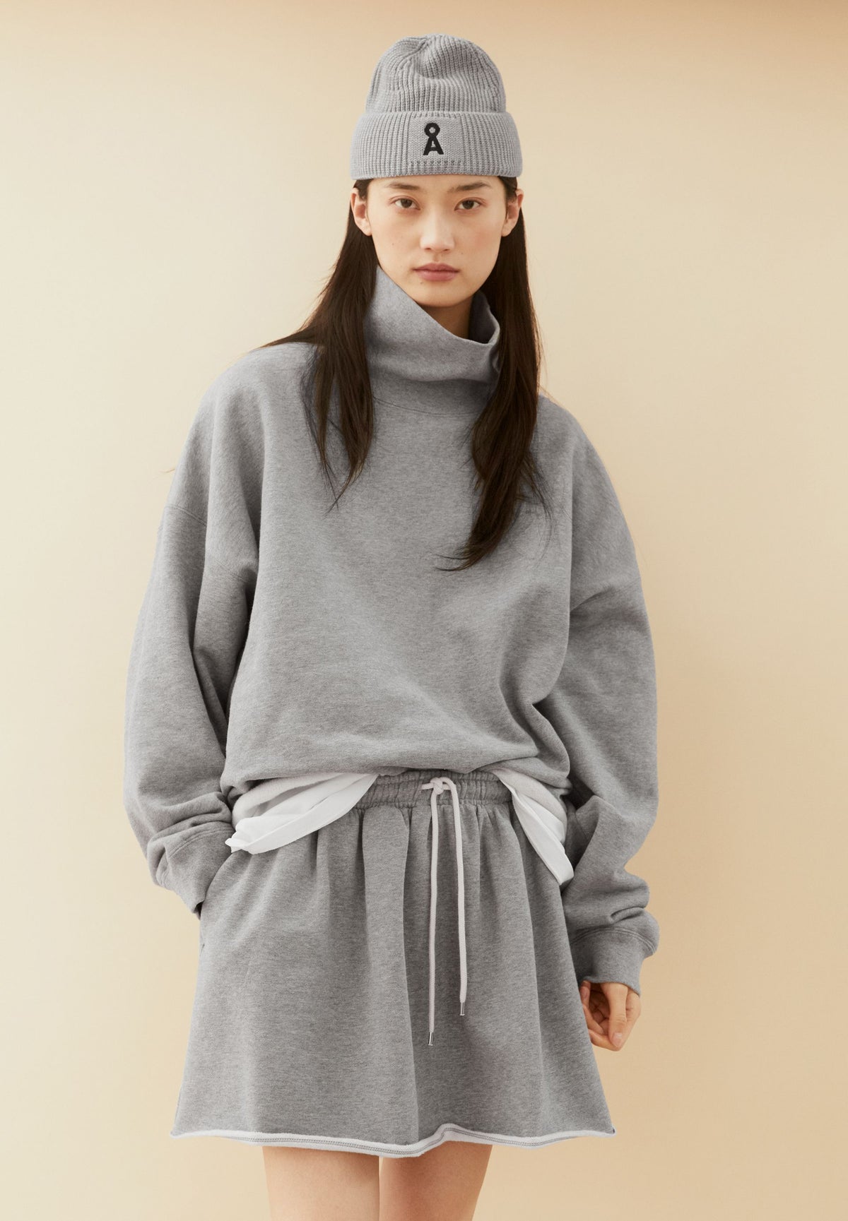 Sweatshirt Open Edge Trichterkragen ICONIC Å aus Bio-Baumwolle