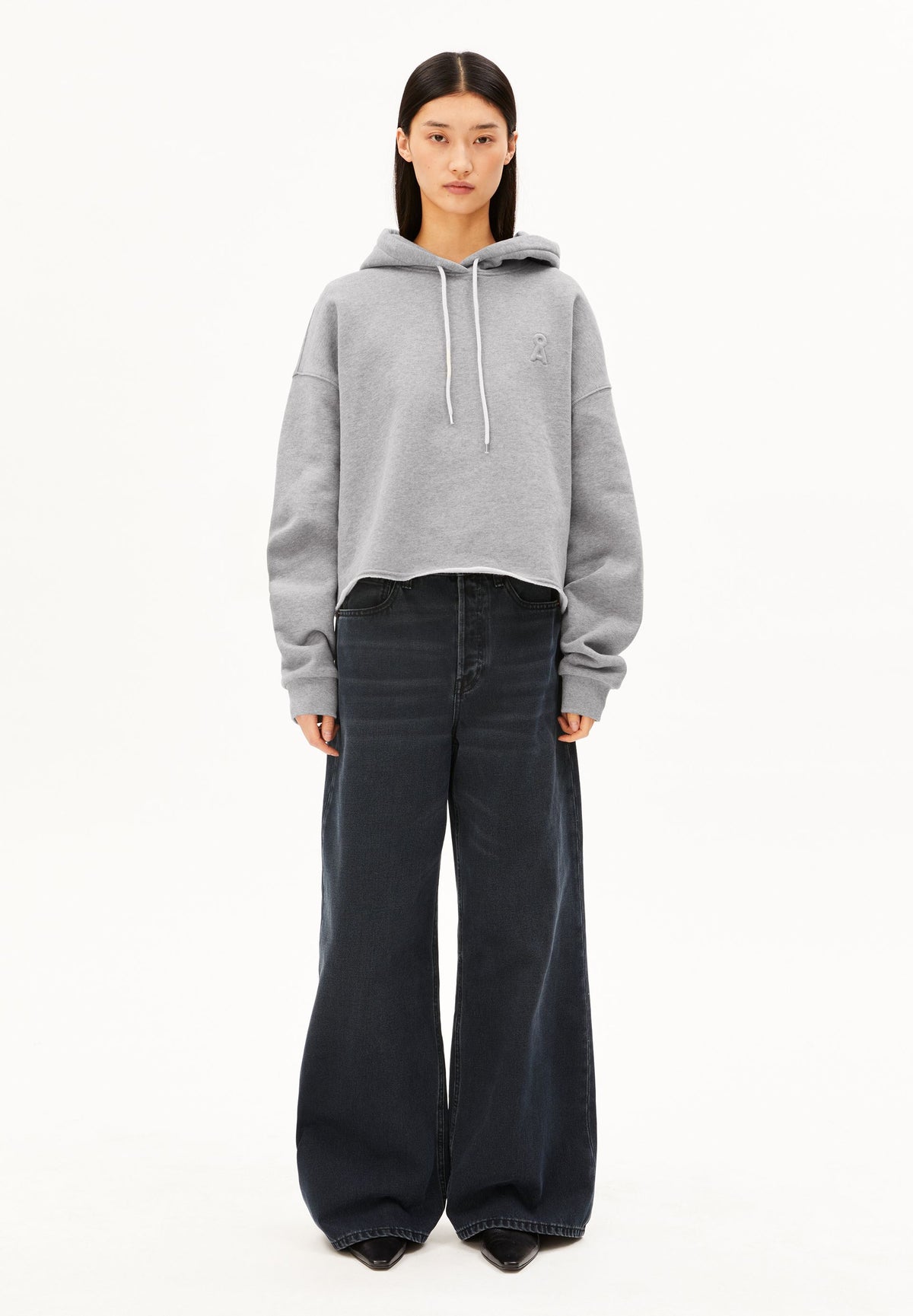 Hoodie mit Rohkante ICONIC Å aus Bio-Baumwolle